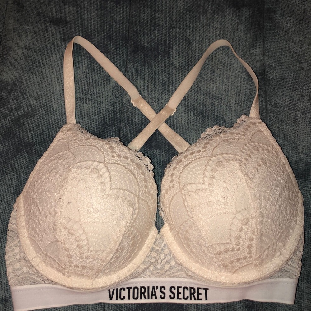Victoria’s Secret perfect shape bra